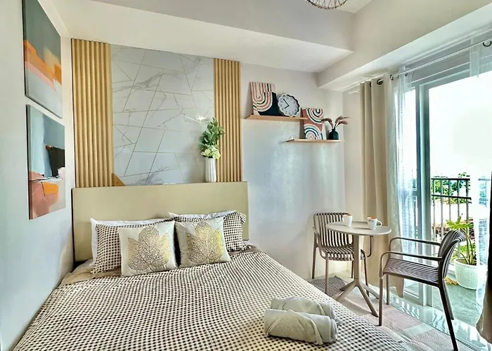 Casa Amalia T1003 By Casa Mira Tower 3 아파트호텔 만다웨 시